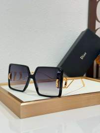 Picture of Dior Sunglasses _SKUfw80443878fw